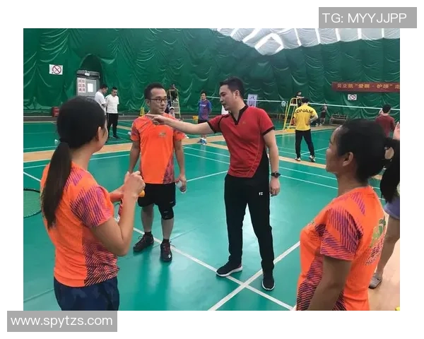 深圳羽毛球队与上海羽毛球队赛后复盘分析个人能力对比与表现总结